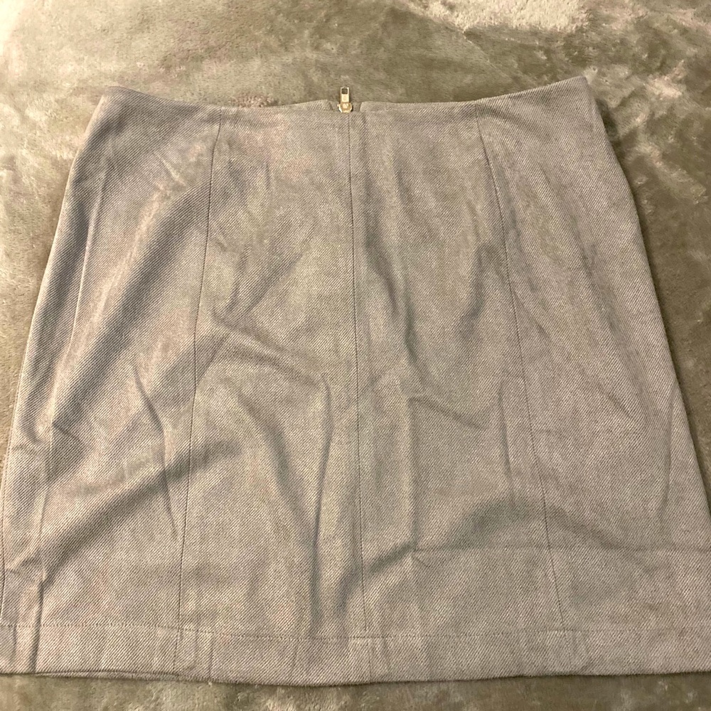 Suede mini skirt!